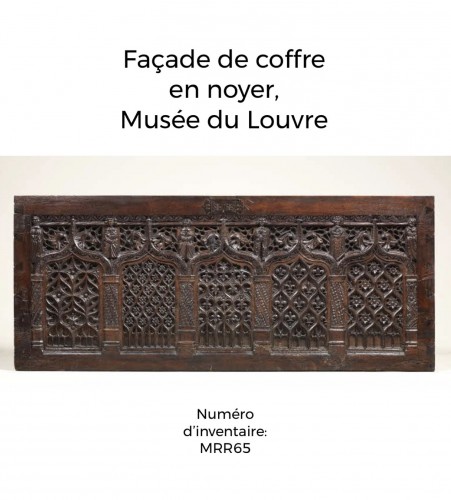Antiquités - Front of a royal chest in walnut, Loire Valley, 15th century