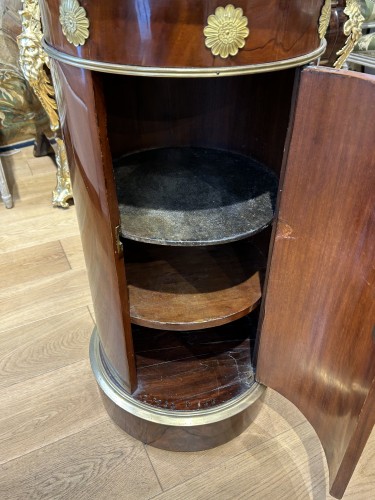 Antiquités - Somno en acajou et bronze doré, Paris Empire