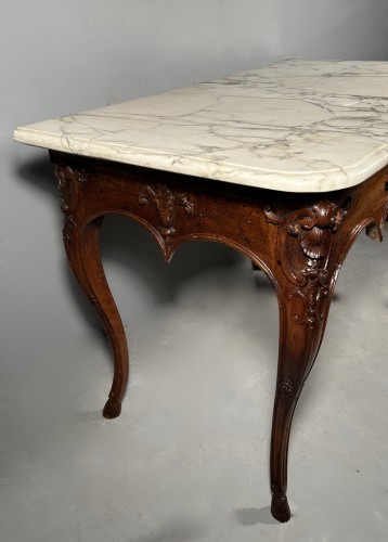 Antiquités - Table à gibier attribuable à Pierre Hache, Grenoble vers 1730 