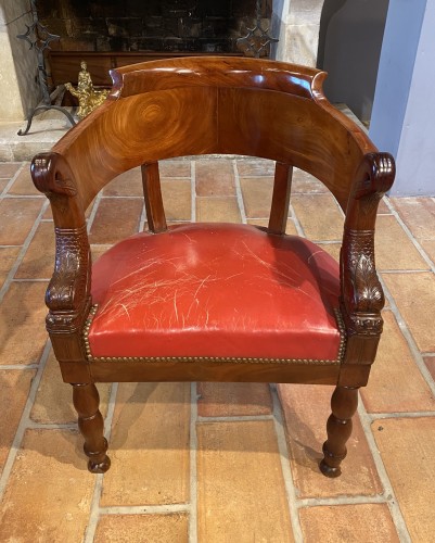 Restauration - Charles X - Fauteuil de bureau aux Dauphins, Paris vers 1820