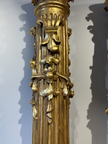 Paire de colonnes en bois doré, Espagne, 17 ème siècle - Matériaux & Architecture Style Louis XIV