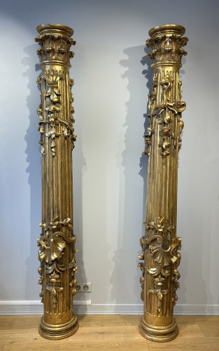 Antiquités - Pair of gilded wooden columns, Spain, 17th century