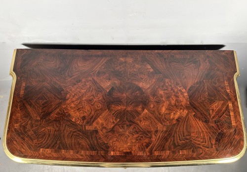 Commode en bois de violette, Paris fin de l’époque Louis XIV - Franck Baptiste Provence