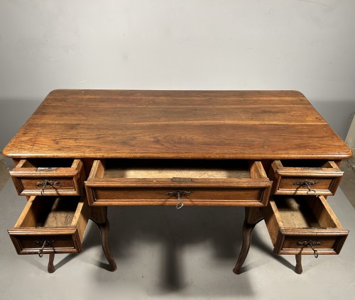 Furniture  - Mazarin desk in oak, Normandy Regency era circa 1720