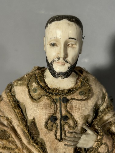 St François Xavier, Nouvelle Espagne 18e siècle - Sculpture Style Louis XIV