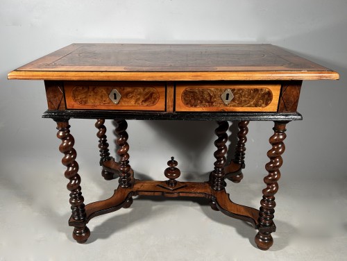 Table bureau en marqueterie, Languedoc époque Louis XIV - Franck Baptiste Provence