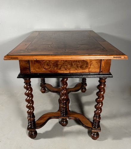 Louis XIV - Table bureau en marqueterie, Languedoc époque Louis XIV
