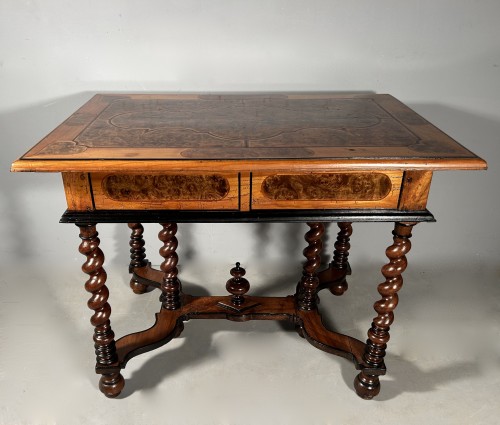Antiquités - Table bureau en marqueterie, Languedoc époque Louis XIV