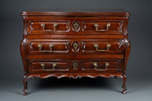 Masterpiece of master cabinetmaker, La Rochelle Louis XV period - Louis XV