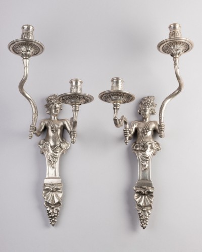 Paire d’appliques aux flores en bronze, Paris vers 1720 - Franck Baptiste Provence