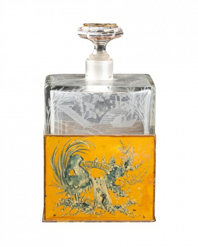 Grand flacon en cristal et vernis martin, Paris époque Louis XV vers 1770