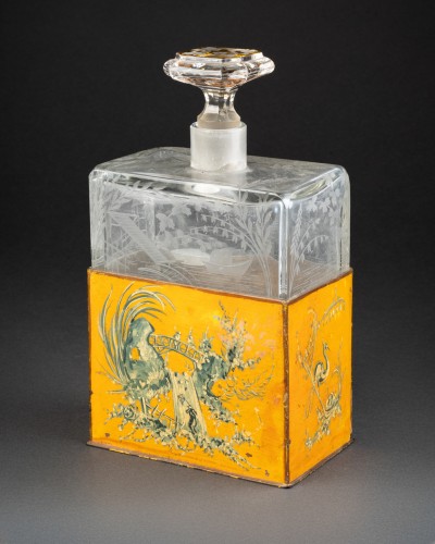 Verrerie, Cristallerie  - Grand flacon en cristal et vernis martin, Paris époque Louis XV vers 1770