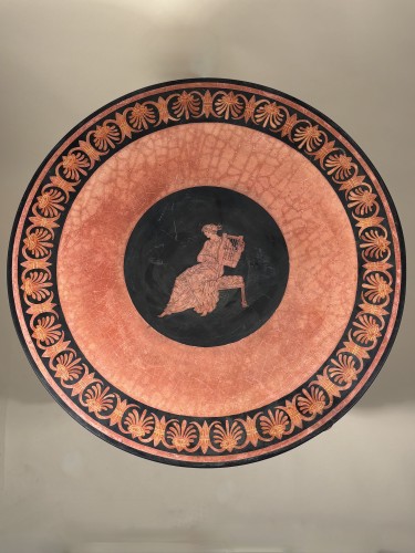 Antiquités - Guéridon aux dieux de la Guerre, Italie vers 1840-50