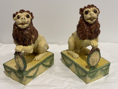 Paire de lions en terre vernissée, Apt-Castellet, époque Empire - Franck Baptiste Provence