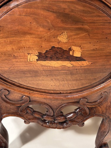 Mobilier Commode - Commode provençale en noyer, Pierre Pillot à Nîmes vers 1775