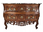 Commode provençale en noyer, Pierre Pillot à Nîmes vers 1775
