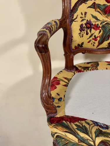 Seating  - Important bergère  attributed to Pierre Nogaret, Lyon circa 1750
