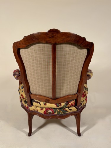 Antiquités - Important bergère  attributed to Pierre Nogaret, Lyon circa 1750