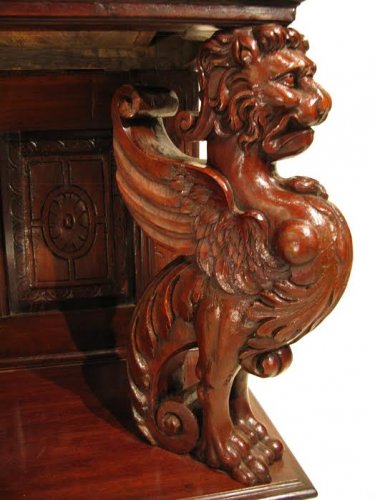 Antiquités - Dressoir aux lions, époque Henri II vers 1570