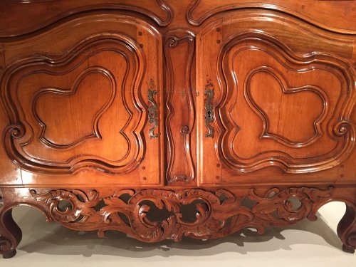 Mobilier Buffet - Crédence en noyer massif, Nîmes époque Louis XV