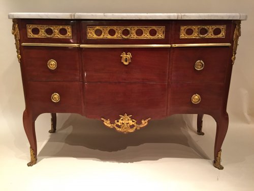Commode "à la Grecque" estampille J. Dautriche, Paris vers 1765-1770