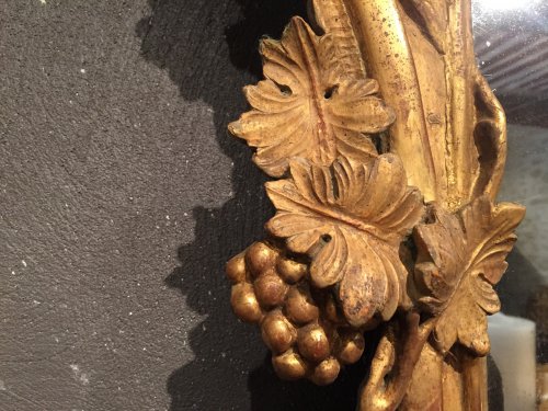 XVIIIe siècle - Miroir en bois doré, Provence époque Louis XV