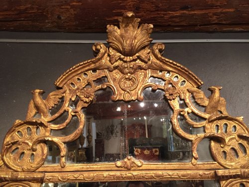 Miroirs, Trumeaux  - Miroir régence en bois doré vers 1710-1720