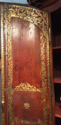 French Regence - Monumental hunting wardrobe, Ile de France Regence period circa 1720-1730