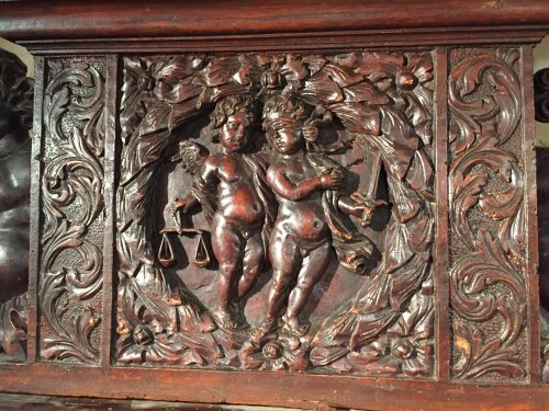 Antiquités - Armoire Biblique en noyer symbolisant la justice, Languedoc époque Louis XIII