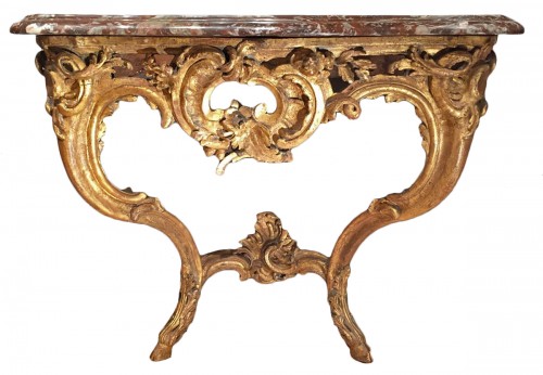 Small giltwood console of the early Louis XV period, circa 1730
