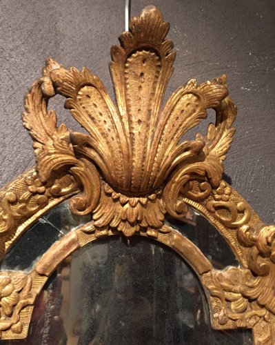 XVIIIe siècle - Paire de miroirs en bois doré, Provence époque Régence