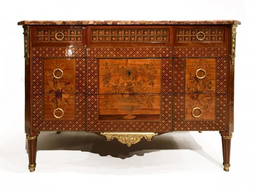 Commode à ressaut en marqueterie à la reine, Paris époque Louis XVI vers 1790