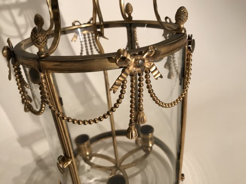 Louis XVI - Petite lanterne d’alcôve en bronze doré, Paris époque Louis XVI vers 1775