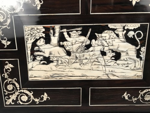 Mobilier Cabinet & Coffre - Cabinet de voyage en ébène et ivoire gravé, Augsbourg vers 1600
