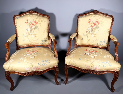XVIIIe siècle - Paire de fauteuils à la reine par Mathieu Bauve, Paris époque Louis XV