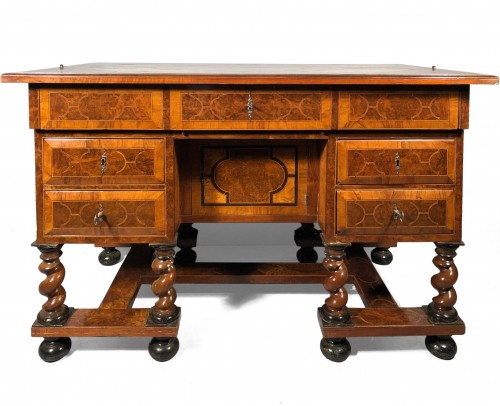 Bureau Mazarin à dessus brisé, Thomas Hache vers 1700