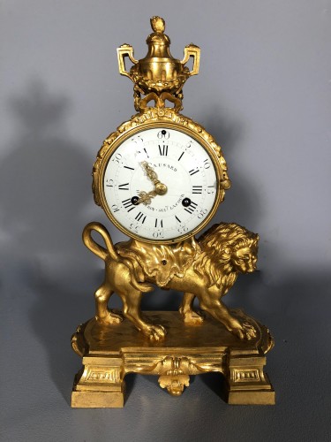 Pendule au Lion, Causard horloger du roi vers 1770 - Horlogerie Style Transition