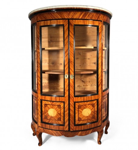 French showcase demi-lune in marquetry, Jean François Hache circa 1775