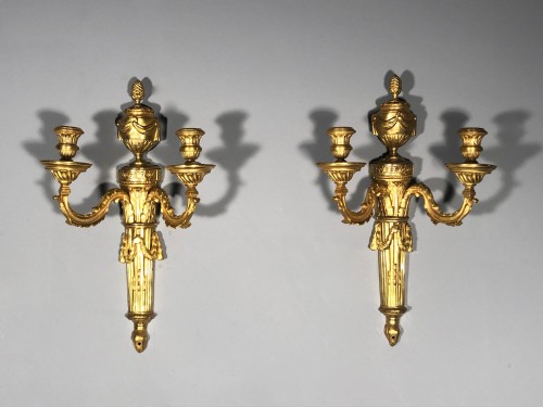 Luminaires Appliques - Paire d’appliques à la grecque, d’après J.L Prieur vers 1770