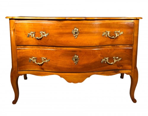 Grande commode en noyer, Jean François Hache à Grenoble, 1771
