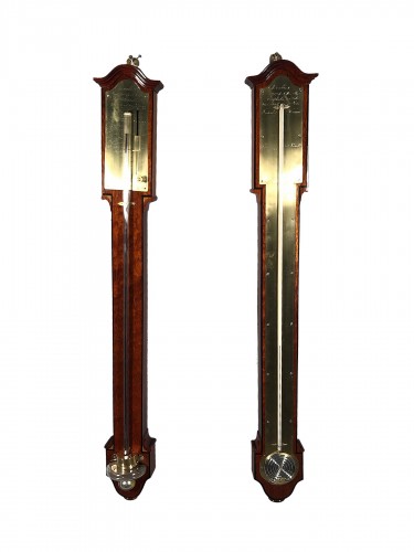 Paire de Thermomètre / Baromètre en acajou ronceux, époque Empire