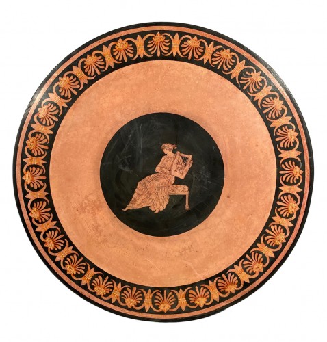Plateau en scagliole à l’imitation des cratères antiques, Italie vers 1800
