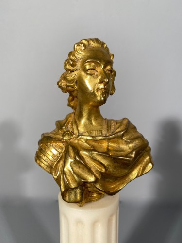 Louis XV - Buste miniature de Louis XV en bronze vers 1745-1750