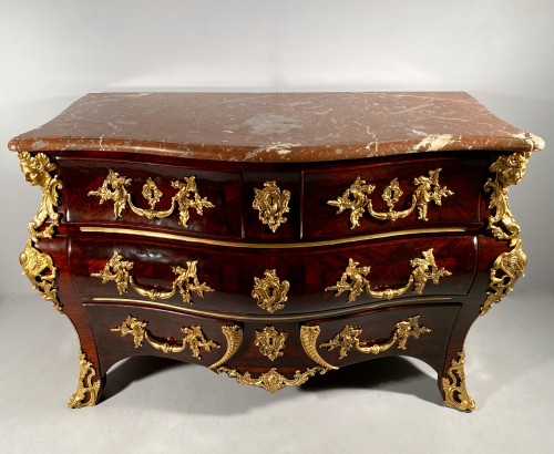 18th century - French fine 18th  Commode by M.Mallerot circa 1720
