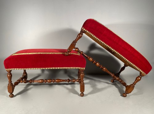 Antiquités - Paire de tabourets de port, époque Louis XIV