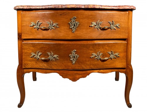 French 18th Walnut commode by Jean François Hache in Grenoble circa 1770