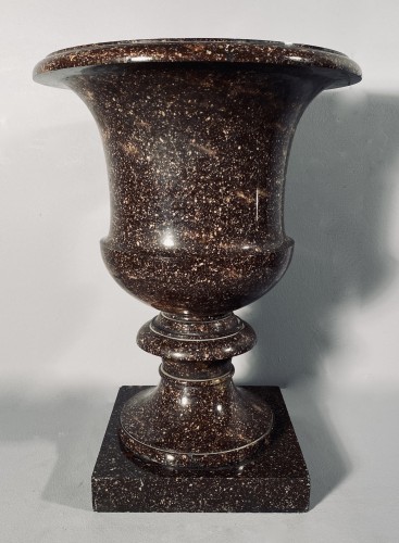 Porphyry Medici vase from Blyberg, Sweden circa 1805-1810 - Empire