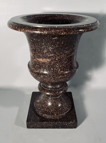 Empire - Porphyry Medici vase from Blyberg, Sweden circa 1805-1810