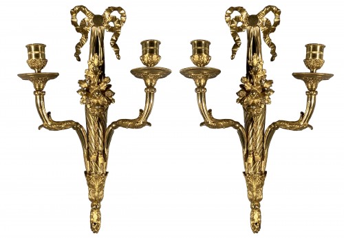 Paire d’appliques aux cornes d’abondance, Paris époque Louis XVI