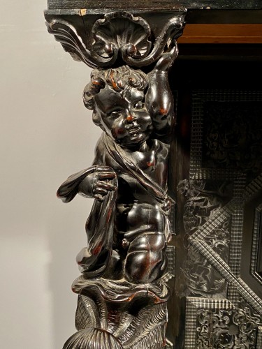 Cabinet en ébène aux scènes de la genèse, Paris vers 1640 - Mobilier Style Louis XIII